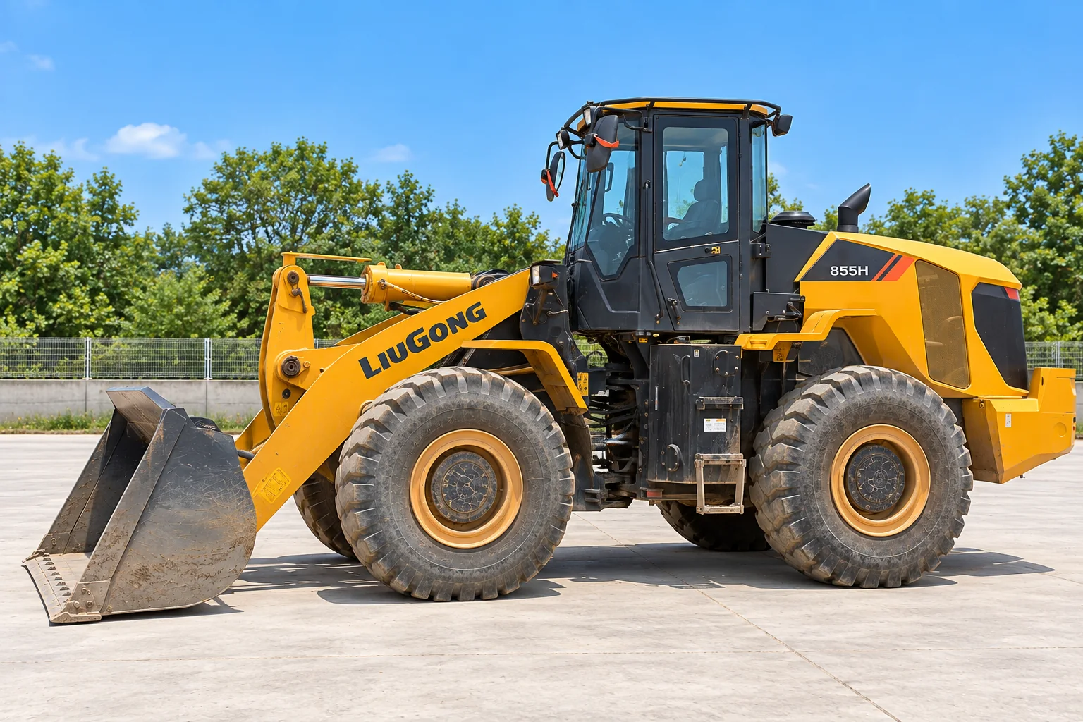 Illustrative left profile view of LiuGong 855H wheel loader; not a photograph of a specific machine.