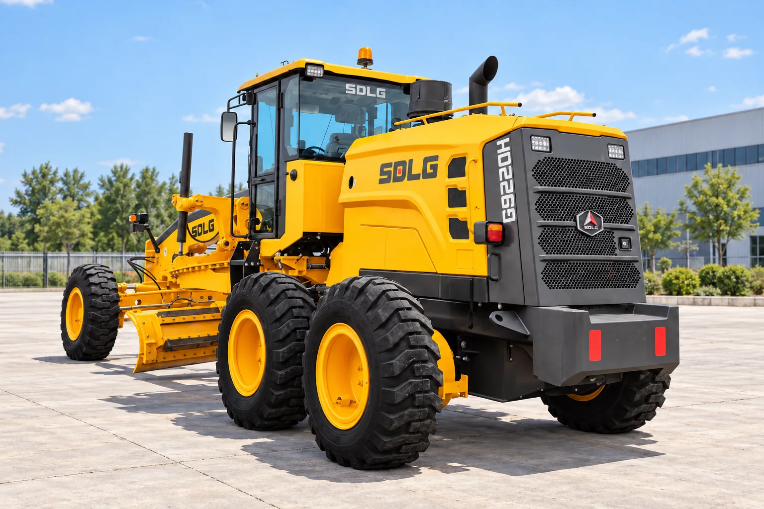 Illustrative side-rear exterior view of an SDLG G9220H motor grader; not a photograph of a specific machine.